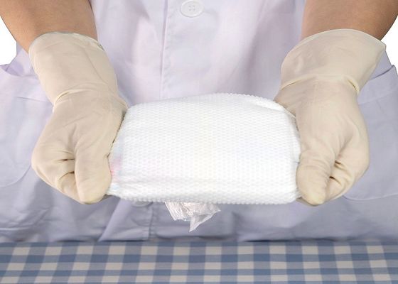 Διατρυπημένες ισχυρές μαγικές ταινίες ISO πανών μωρών Topsheet μαλακές εγκεκριμένες
